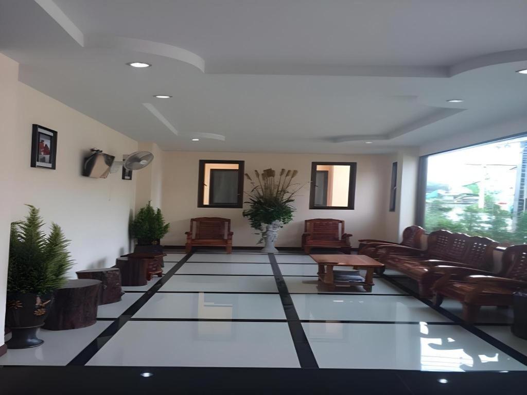 V.R.Mansion Hotel Phatthalung Exterior foto